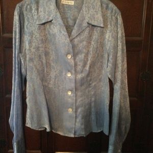 Classy Jill McGowan button down shirt